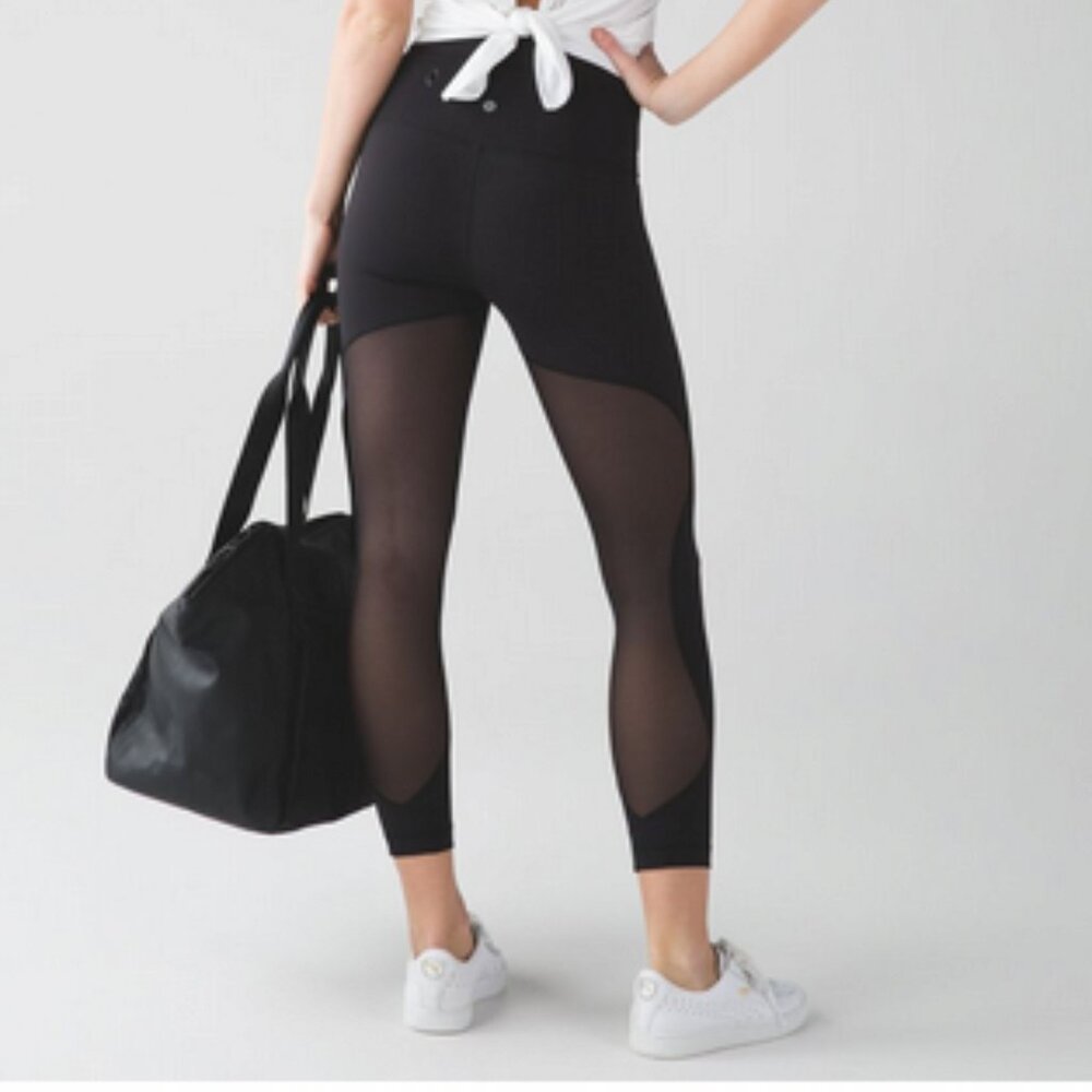 EUC High Times with mesh back 😍 Lululemon size 4